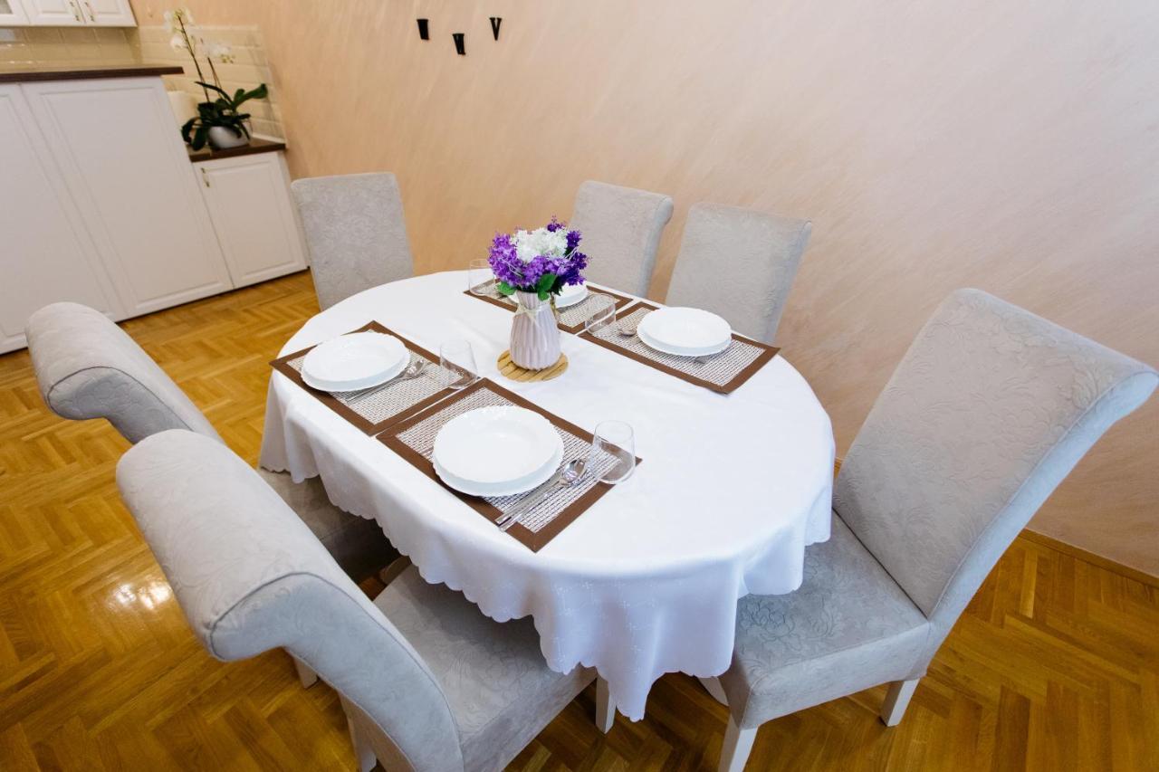 Apartman Kristina 4* Subotica Exteriör bild