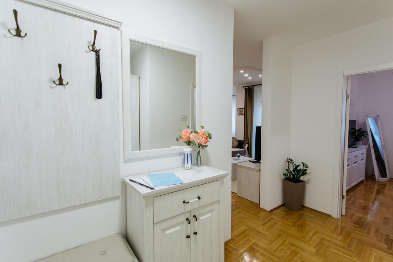 Apartman Kristina 4* Subotica Exteriör bild